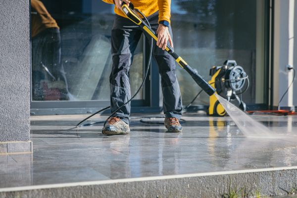 Concrete Cleaning in Fairfax