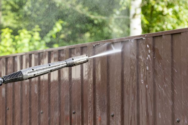 Vinyl Fence Cleaning in Fairfax